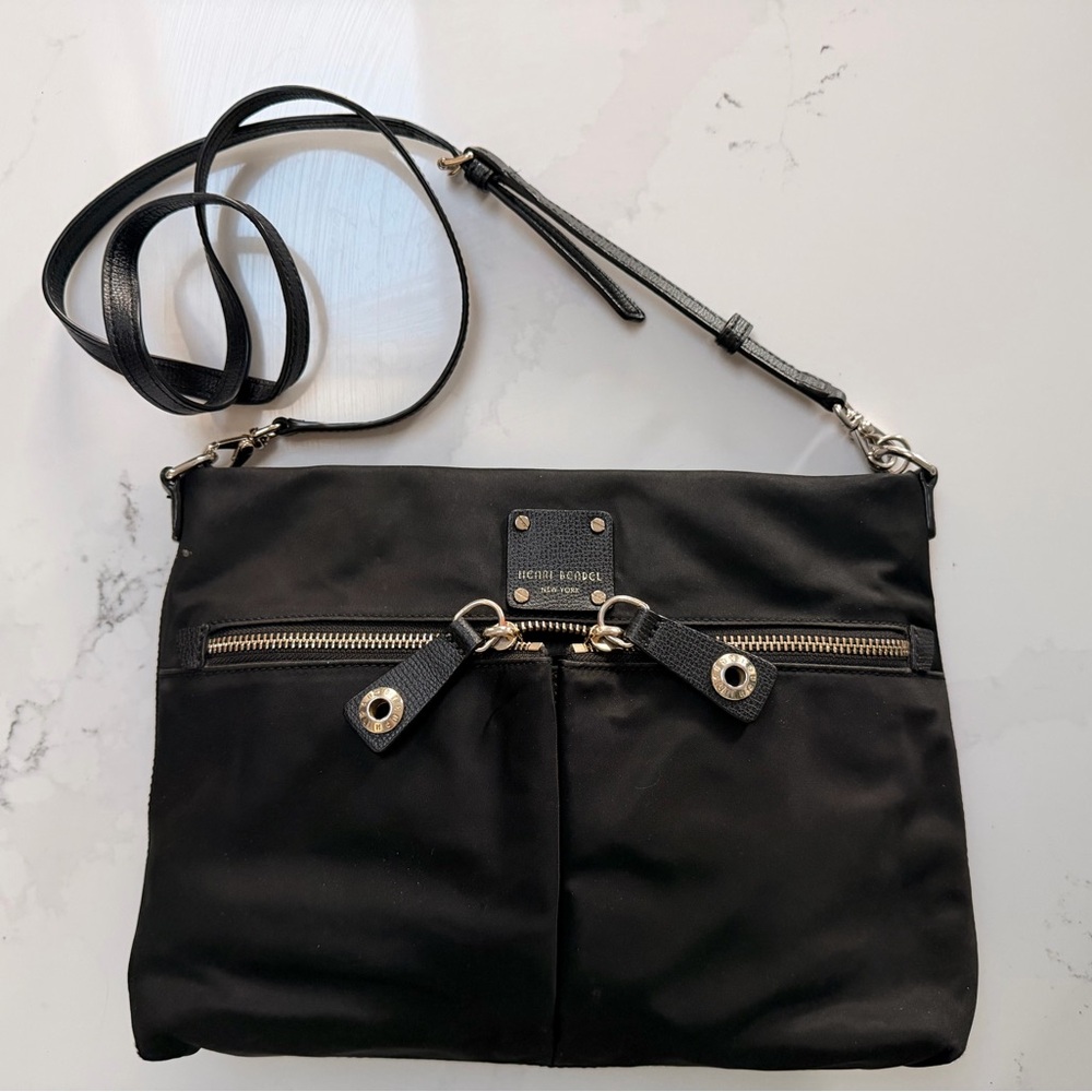 henri bendel Jetsetter Crossbody Purse in Black